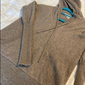 MAX Studio Cashmere Hoodie